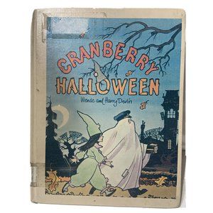 Cranberry Halloween by Wende and Harry Devlin Vintage Hardback Book 1982
